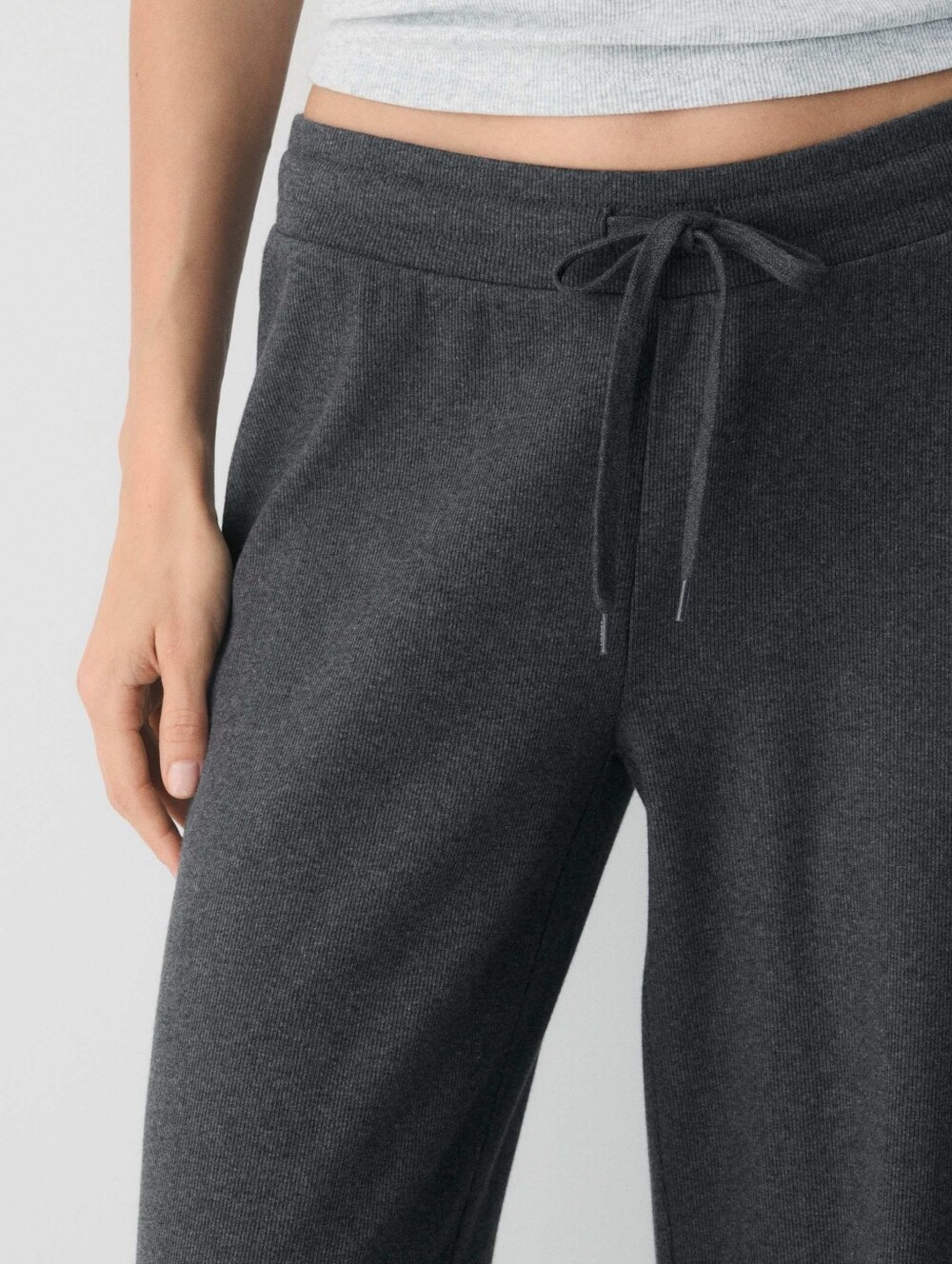 NWT Aritzia HomeStretch Rib Kickback Pant XS - Picture 4 of 10